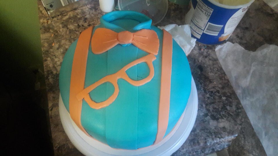 blippi shirt cake